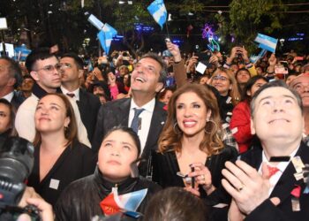 Moreau llama a participar en las PASO: «Necesitamos que la gente vaya a votar»