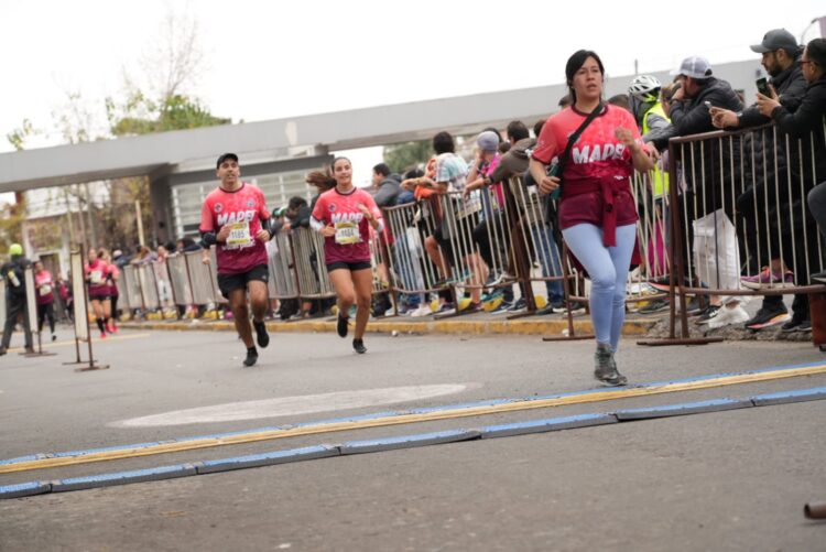 Más de 2000 personas en una maratón con tinte político