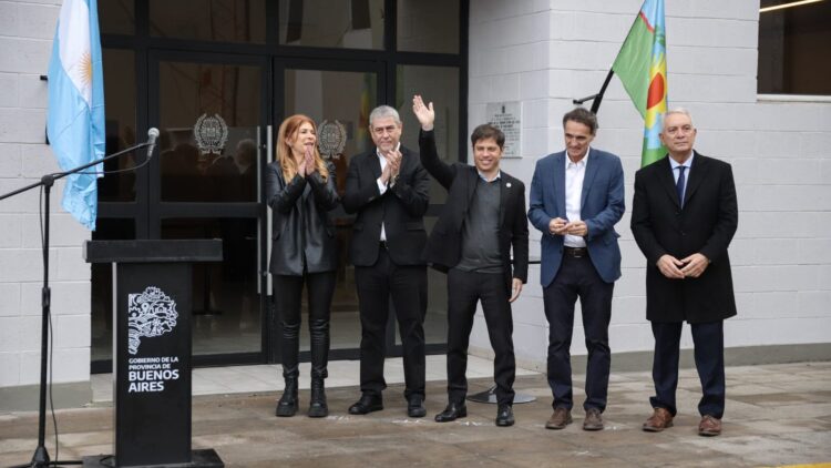 En modo campaña, Kicillof inauguró obras en el Polo Judicial Avellaneda-Lanús