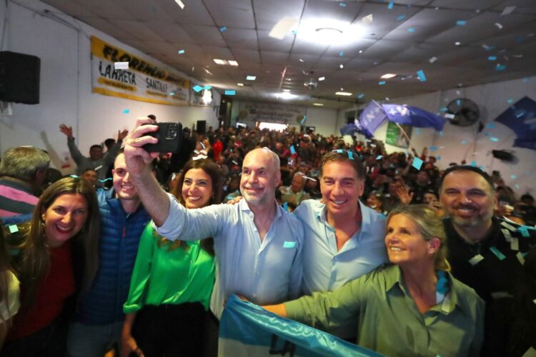 Larreta y Santilli acompañaron a Casamiquela en su lanzamiento a la Intendenta