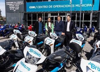 Brown sumó 50 motos para prevención víal