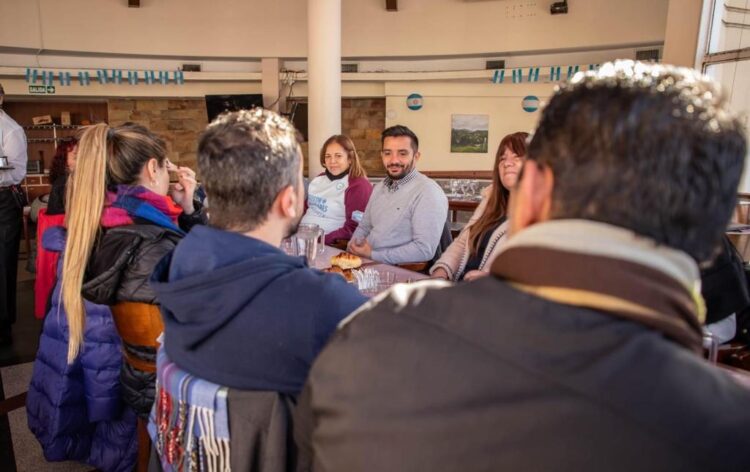 Balladares se reunió con comerciantes