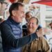 Santilli cierra la campaña con una caravana y full conurbano