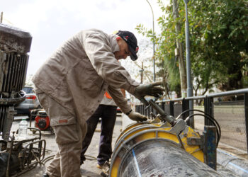 Continúa el recambio de cañerías en el centro de Berazategui