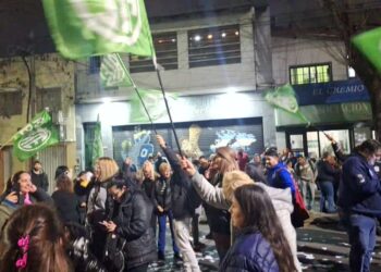 Aplastante victoria del oficialismo en ATE Quilmes