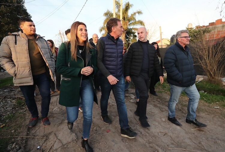 Larreta luego de la recorrida por Varela con Santilli: “La desidia de Kicillof con la gente más humilde es aberrante”