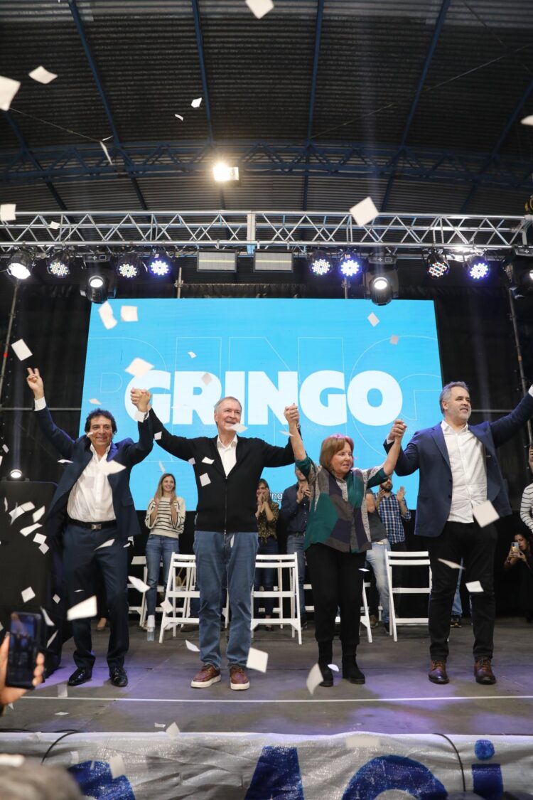 Schiaretti desembarcó en Quilmes de la mano de Chiche Duhalde