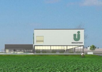 Mussi y Alberto Fernández firmaron el convenio para construir una sede de la UNAJ en Berazategui