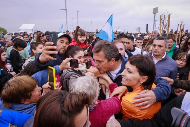 Mayra y Massa inauguraron el Parque de la Ribera de Quilmes