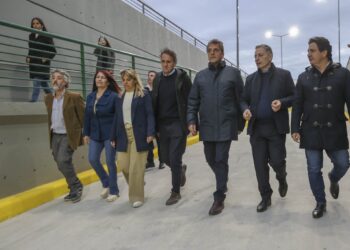 Gira de Massa inaugurando obras en la Región