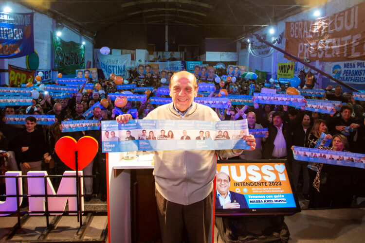Mussi cerró la campaña con un fuerte pedido para votar la boleta completa de UP