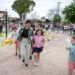 Mayra visitó una plaza y pidió a los vecinos “estar unidos”