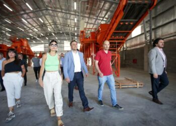 Mayra y Cabandié recorrieron la obra del Complejo Socio Ambiental Ecoparque Quilmes