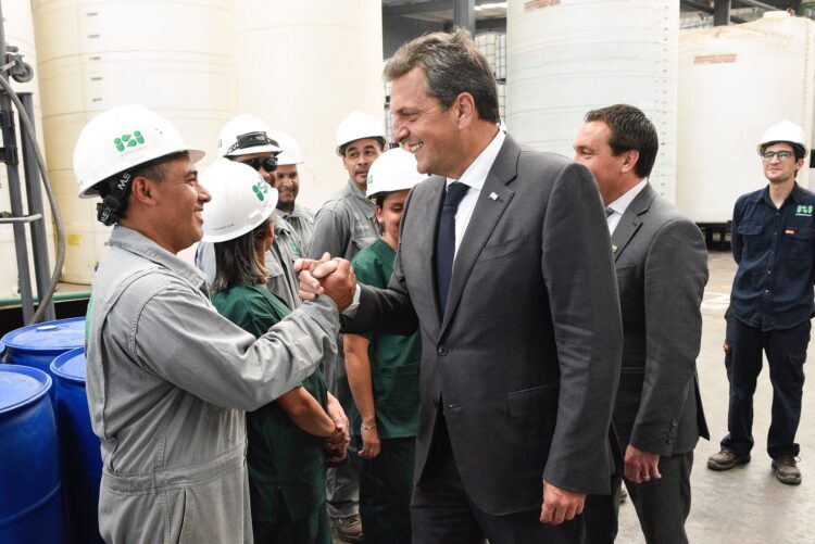 Massa prometió en Varela impuestos cero para PyMEs que incrementen sus exportaciones
