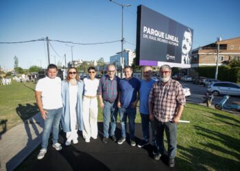 Mayra encabezó un acto con radicales y pidió el voto para Massa