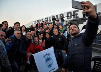 Cascallares contra la privatización de los clubes que propuso Milei