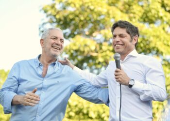 Kicillof pidió seguir trabajando para “construir el triunfo de Sergio Massa”
