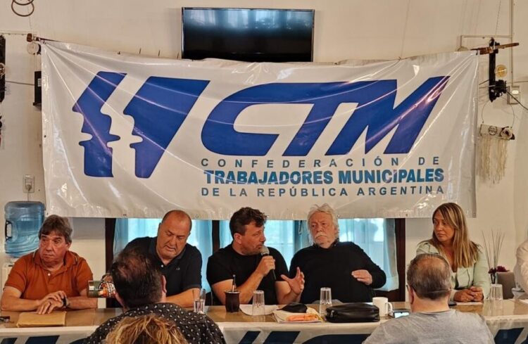 Municipales preocupados por los despidos