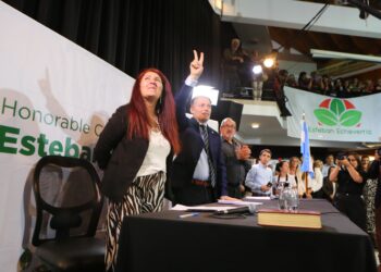 Con una defensa de la obra pública, Gray asumió un nuevo mandato