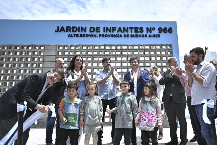 Kicillof en Brown: “Inaugurar un jardín no es rentable, pero las escuelas no son empresas”
