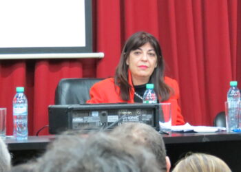 “Estamos frente a la destrucción del modelo de cuidado de la salud”