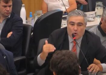 Un empresario va a la justicia a defender el DNU