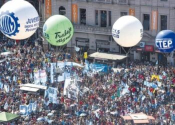La CGT, el Ministerio de Seguridad y Policía porteña acordaron «garantizar un acto pacífico» el 24