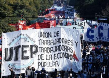 La UTEP se moviliza a supermercados: “La Única Necesidad y Urgencia es el Hambre”