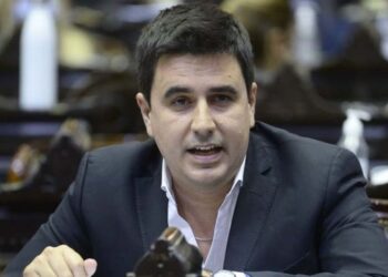 “El dictamen es una hoja en blanco porque no juntaron el número”