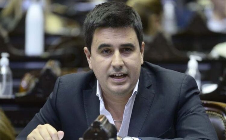 “El dictamen es una hoja en blanco porque no juntaron el número”