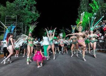 Por la crisis, Brown reemplaza los carnavales por ‘actividades culturales’