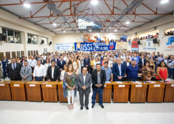 Mussi abrió las sesiones preocupado por el futuro