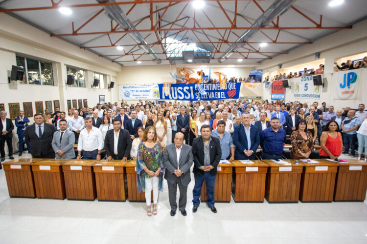 Mussi abrió las sesiones preocupado por el futuro