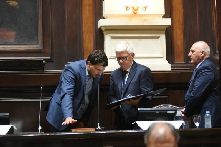 Yacob se quedó con la prosecretaría legislativa en Diputados