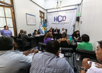 En una caldeada sesión, el Concejo aprobó la creación de dos nuevas tasas