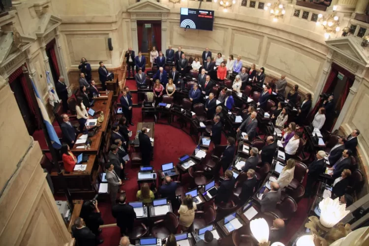 Qué pasa si se cae el DNU de Milei en el Congreso