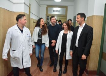 Julián y Kreplak presentaron a las nuevas autoridades del Hospítal Evita