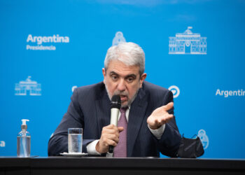 Aníbal salió a bancar a Larroque: “Lo que está diciendo es la verdad de la milanesa”