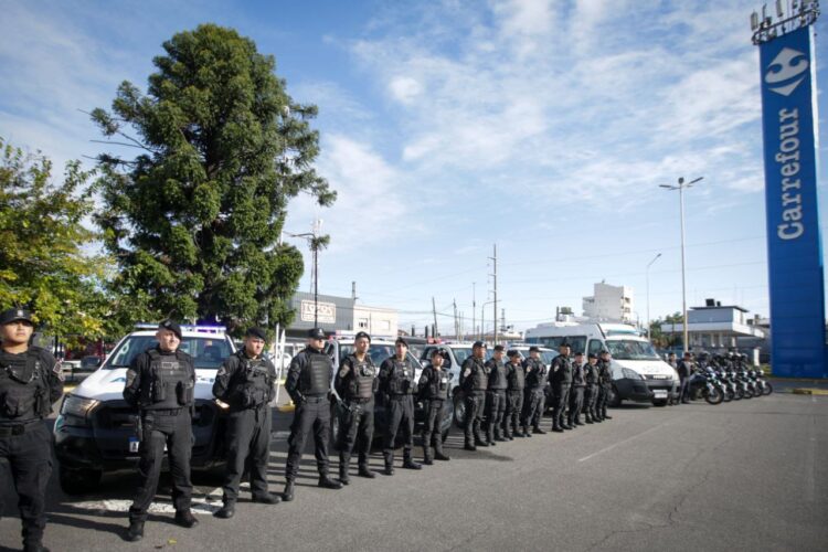 Mega operativo de seguridad de la UOTI y el municipio en Quilmes oeste