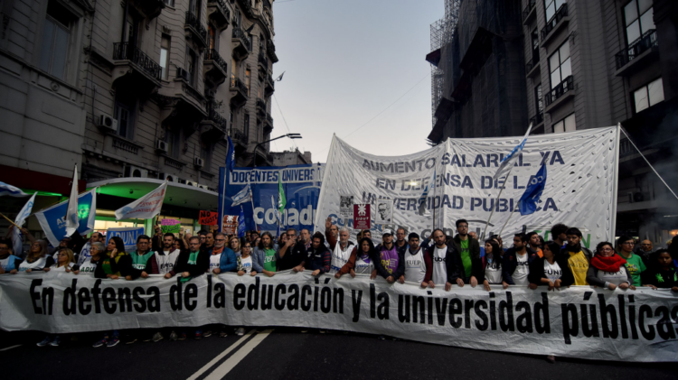 marcha universitaria