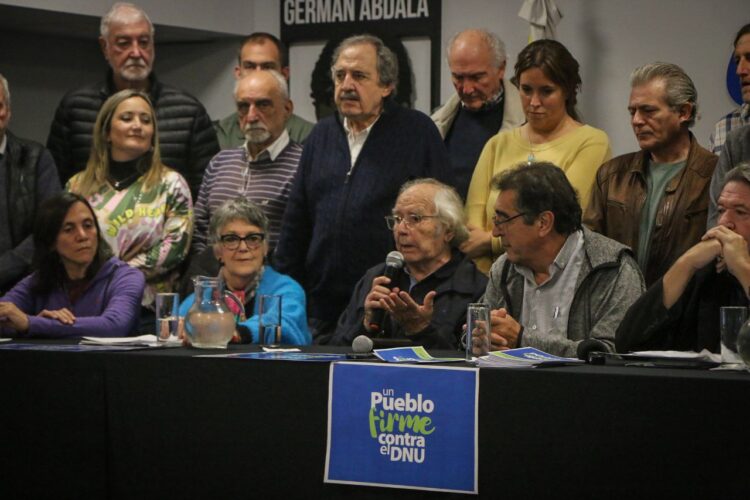 Organizaciones lanzan una campaña para derogar el DNU 70/23
