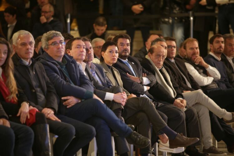 “Todos los que pidieron elecciones en el PJ se tienen que presentar”