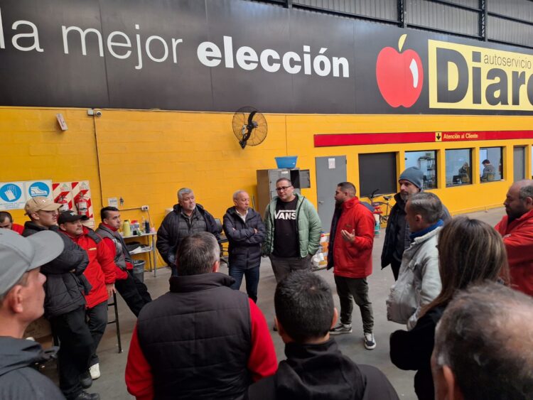 Cerró el mayorista Diarco y despidieron a 25 trabajadores