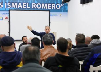 Gray: “El PJ está paralizado, necesitamos una renovación”