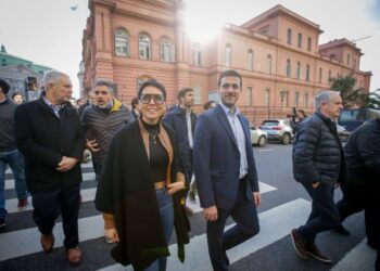 Mayra: “Los vecinos de Quilmes necesitamos que el gobierno nacional reanude las obras”