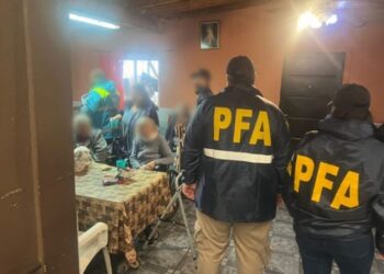 Rescatan a 25 ancianos de un geriátrico ilegal en Ezpeleta