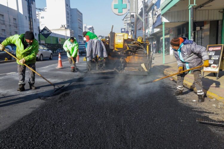 Avanzan las tareas de bacheo