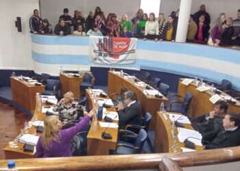 La oposición aprovechó algunas ausencias para dejar sin quórum al oficialismo