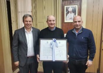 Cascallares reconoció al Obispo Jorge Lugones