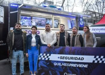 Mayra presentó un nuevo Centro de Operaciones Móvil